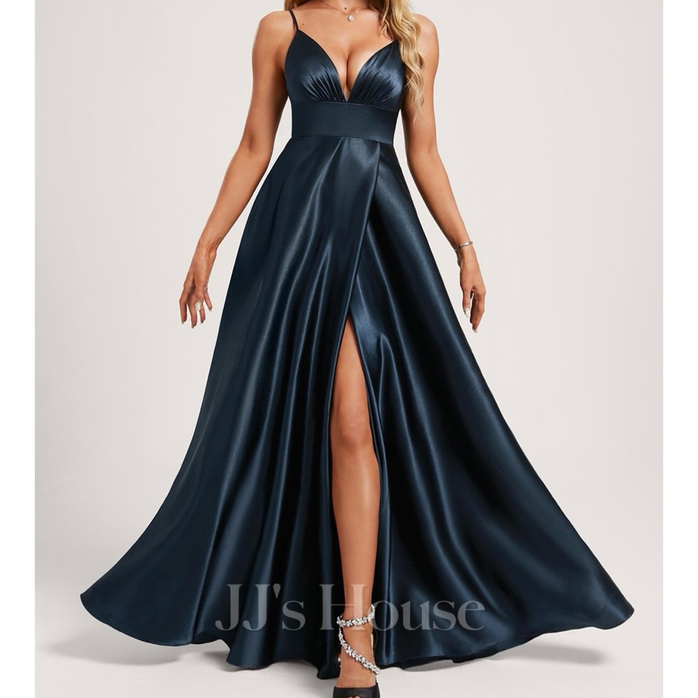 JJ’s House Black Bridesmaid Dress